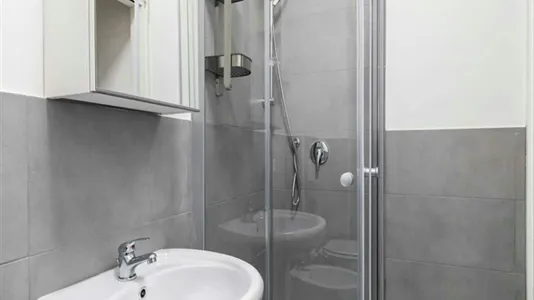 Rooms in Milano Zona 8 - Fiera, Gallaratese, Quarto Oggiaro - photo 9