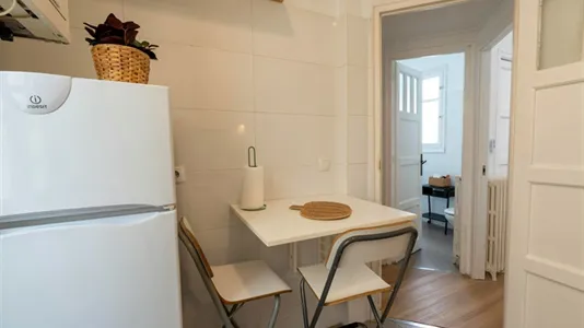Rooms in Madrid Salamanca - photo 9