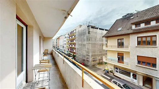 Rooms in Saint-Julien-en-Genevois - photo 10