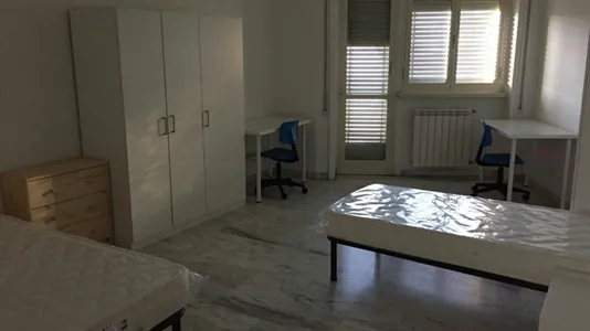 Rooms in Roma Municipio II – Parioli/Nomentano - photo 5