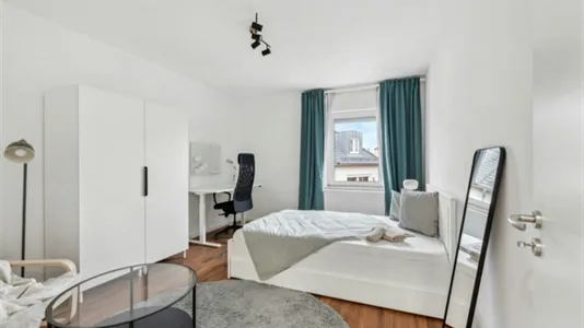 Rooms in Location is not specified - photo 1
