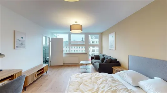 Apartments in Berlin Friedrichshain-Kreuzberg - photo 2