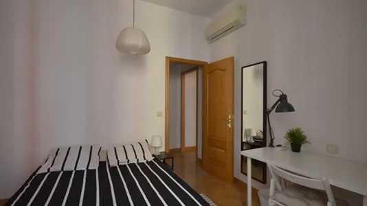 Rooms in Madrid Centro - photo 5