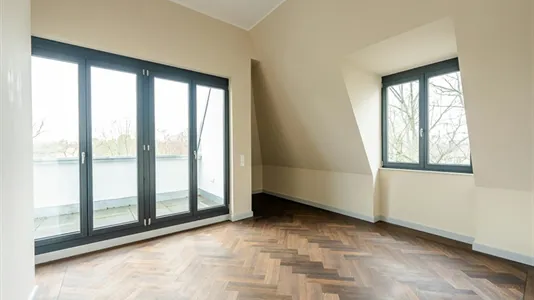 Apartments in Location is not specified - photo 2