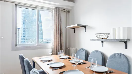 Apartments in Nanterre - photo 2