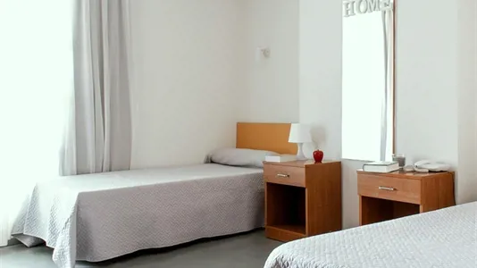 Rooms in Utrera - photo 2