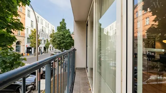 Apartments in Location is not specified - photo 8