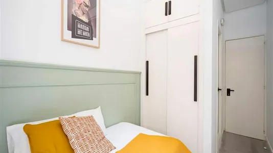 Rooms in Madrid Centro - photo 9