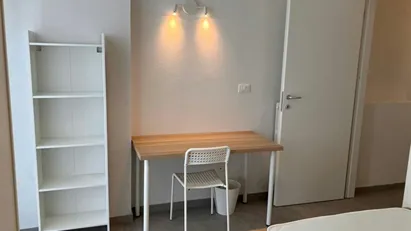 Room for rent in Bologna, Emilia-Romagna