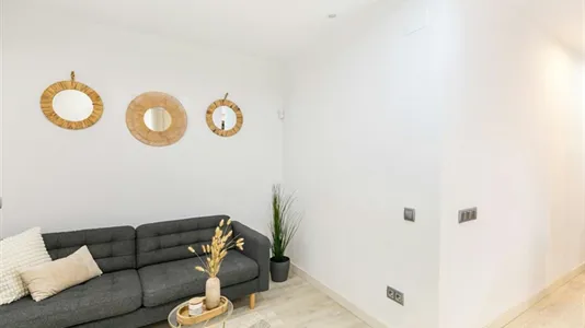 Apartments in Barcelona Ciutat Vella - photo 4