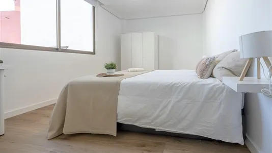 Rooms in Valencia Extramurs - photo 3