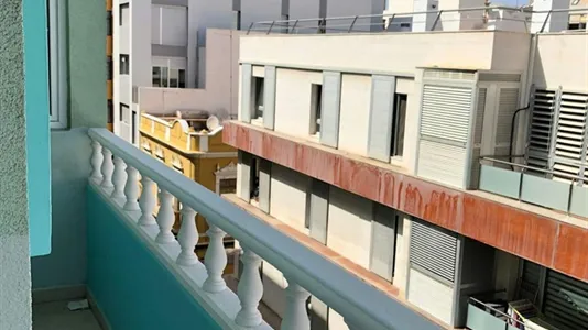 Rooms in Las Palmas de Gran Canaria - photo 2