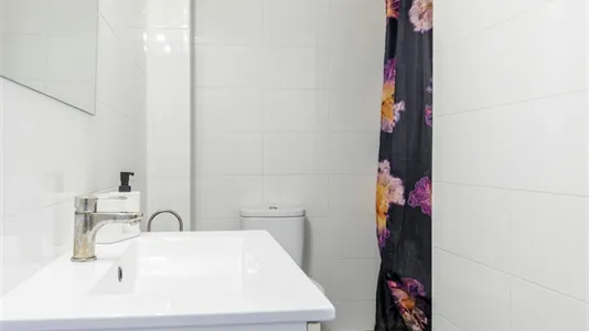 Rooms in Zaragoza - photo 6
