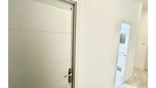 Rooms in Madrid Centro - photo 9