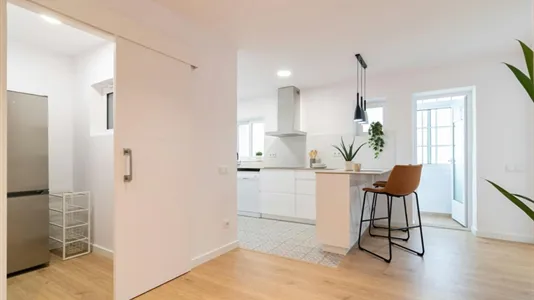 Rooms in Barcelona Sants-Montjuïc - photo 7