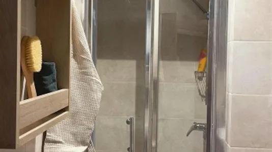 Rooms in Girona - photo 4