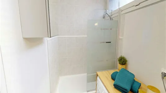 Rooms in Lyon - photo 5