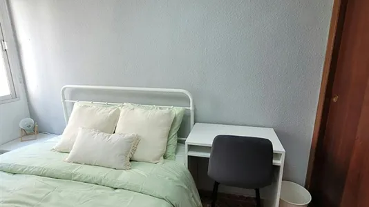 Rooms in AlaquĆ s - photo 9