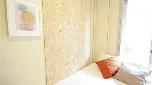 Rooms in Barcelona Eixample - photo 5