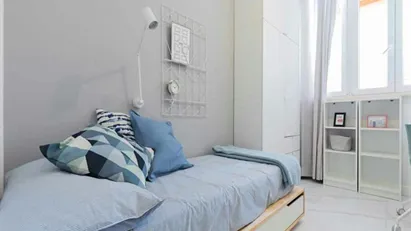 Room for rent in Milano Zona 5 - Vigentino, Chiaravalle, Gratosoglio, Milan