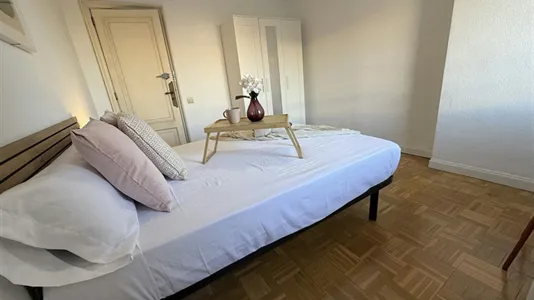 Rooms in Madrid Retiro - photo 2