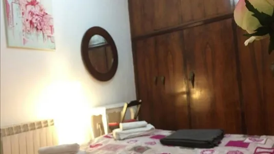 Rooms in Barcelona Ciutat Vella - photo 3