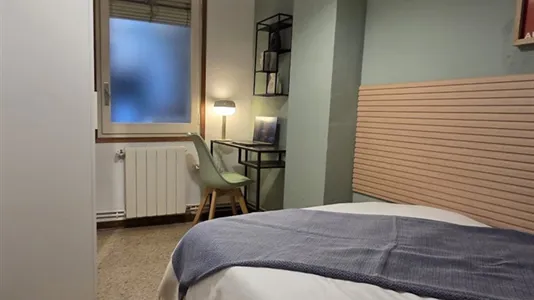 Rooms in Barcelona Eixample - photo 4