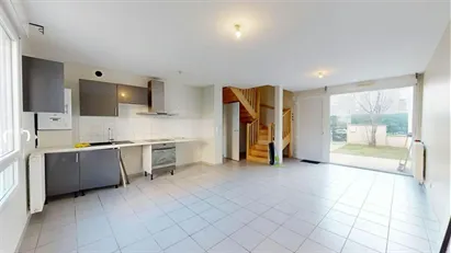 House for rent in Tours, Centre-Val de Loire