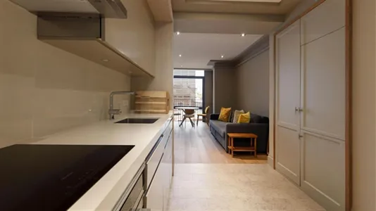 Apartments in Barcelona Eixample - photo 4