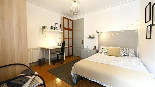 Rooms in Bilbao - photo 6