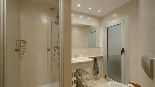 Rooms in Barcelona Sarrià-St. Gervasi - photo 7