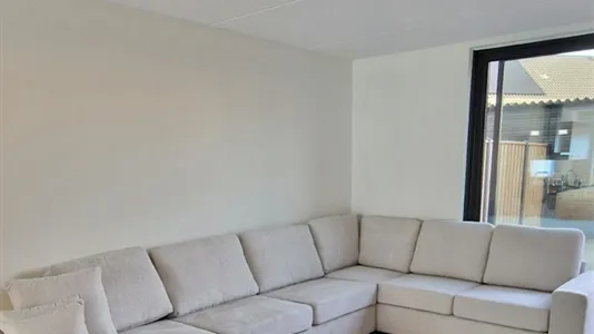 Rooms in Nissewaard - photo 7