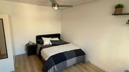 Room for rent in Tavernes Blanques, Comunidad Valenciana Room for rent in Tavernes Blanques, Comunidad Valenciana