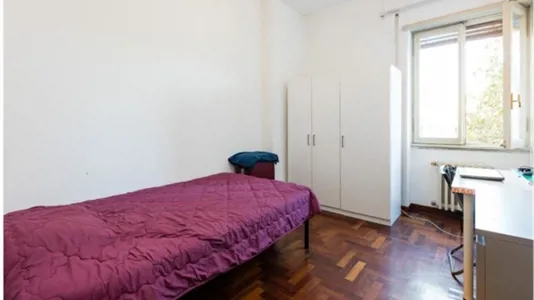 Rooms in Roma Municipio IX – EUR - photo 1