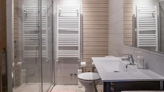 Rooms in Madrid Centro - photo 7