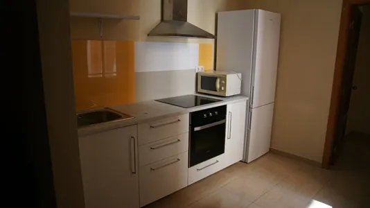 Rooms in Barcelona Ciutat Vella - photo 4