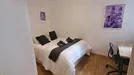 Room for rent, Madrid Arganzuela, Madrid, &lt;span class=&quot;blurred street&quot; onclick=&quot;ProcessAdRequest(11714689)&quot;&gt;&lt;span class=&quot;hint&quot;&gt;See streetname&lt;/span&gt;[xxxxxxxxxxxxx]&lt;/span&gt;