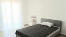 Room for rent, Bari, Puglia, Via Sigismondo Castromediano, Italy