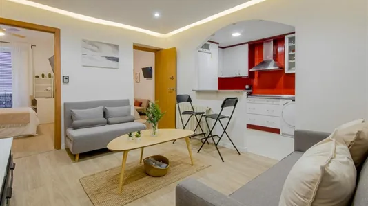 Rooms in Madrid Centro - photo 10