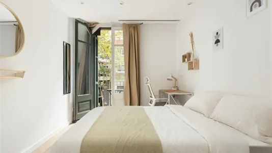 Rooms in Barcelona Eixample - photo 3