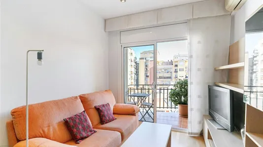 Apartments in Barcelona Eixample - photo 2