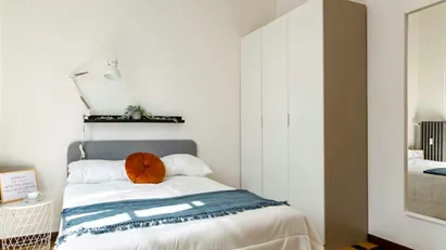 Room for rent in Milano Zona 4 - Vittoria, Forlanini, Milan