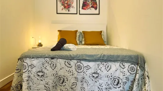 Rooms in Bilbao - photo 9