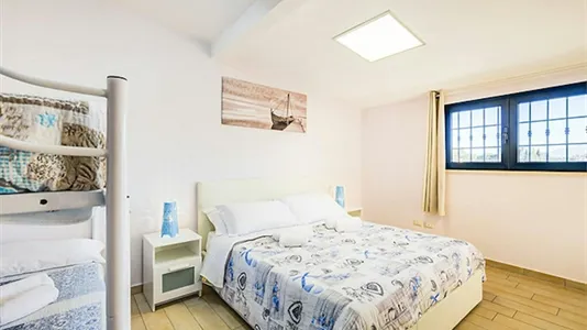 Apartments in Roma Municipio VII – Appio-Latino/Tuscolano/Cinecittà - photo 6