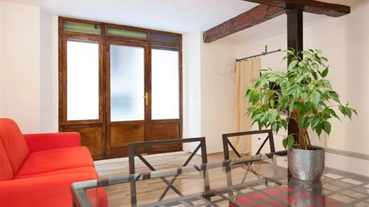 Apartments in Barcelona Ciutat Vella - photo 7