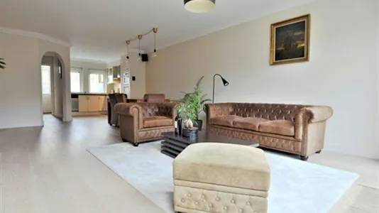 Houses in Location is not specified - photo 2