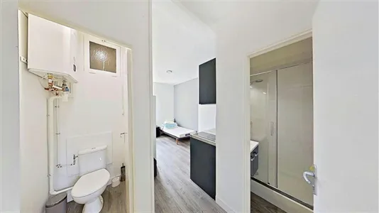 Rooms in Poitiers - photo 3