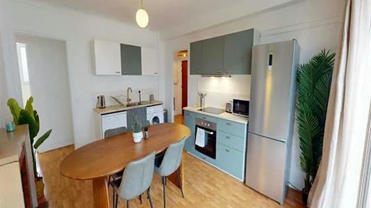 Rooms in Paris 17ème arrondissement - photo 7