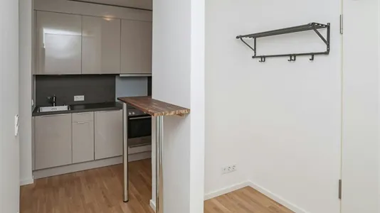 Rooms in Berlin Mitte - photo 9