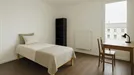 Room for rent, Nanterre, Île-de-France, &lt;span class=&quot;blurred street&quot; onclick=&quot;ProcessAdRequest(14232757)&quot;&gt;&lt;span class=&quot;hint&quot;&gt;See streetname&lt;/span&gt;[xxxxxxxxxxxxx]&lt;/span&gt;